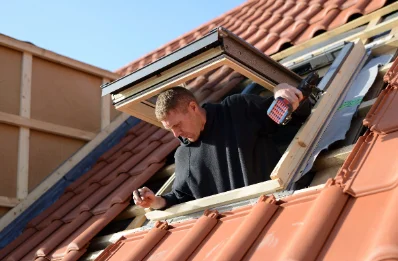 Pose de fenêtres de toit Velux à Ranville-Breuillaud